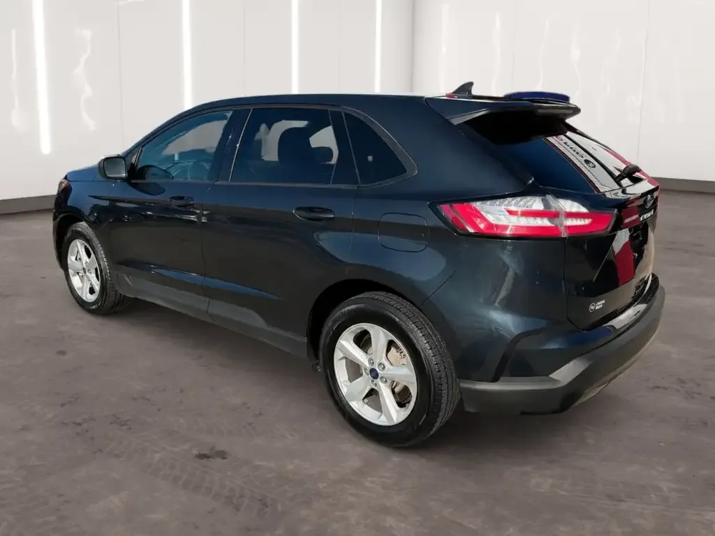 Ford Edge 2022 photo 2