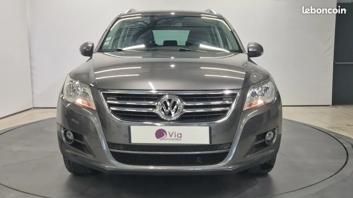 Volkswagen Tiguan 2011 photo 2