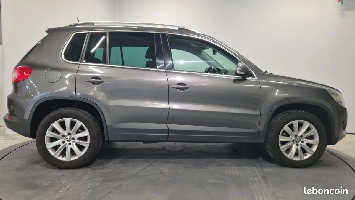 Volkswagen Tiguan 2011 photo 4
