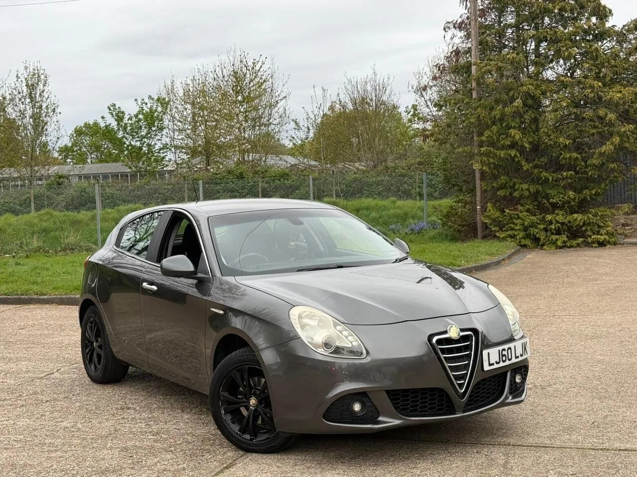 Alfa Romeo Giulietta 2011 photo 2
