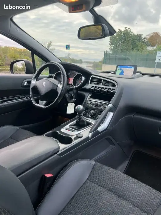 Peugeot 3008 2016 photo 4