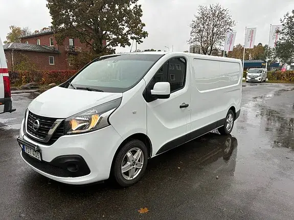 Nissan Nv300