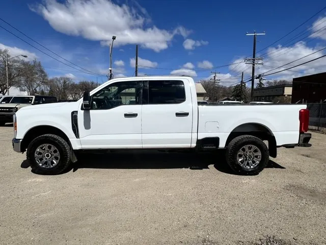 Ford F250 2023 photo 4