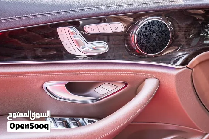 Mercedes-Benz E-Class 2019 photo 4