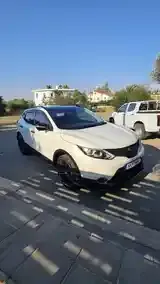 Nissan Qashqai 2014 photo 4