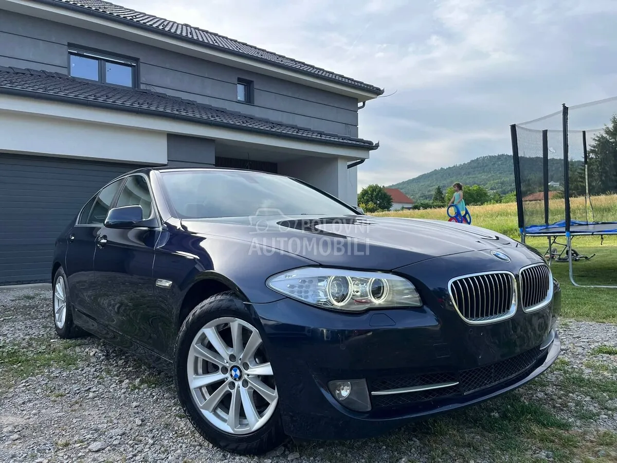 BMW 520 2012 photo 2