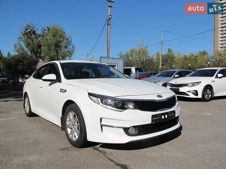 Kia K5 2018 photo 3