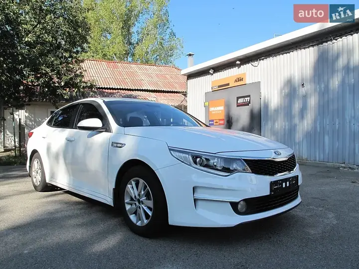 Kia K5 2018 photo 5