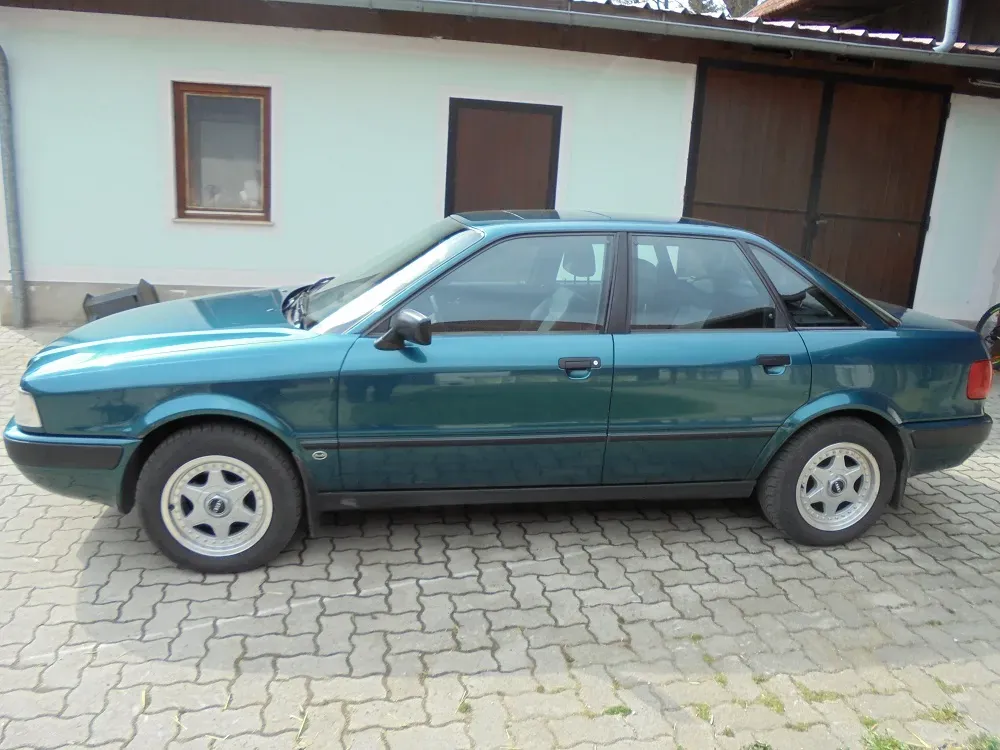 Audi 80