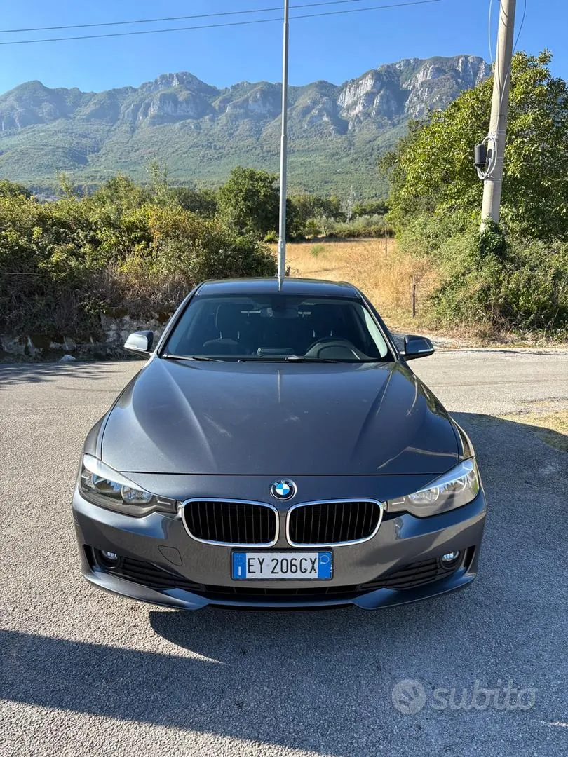 BMW 318D 2015 photo 2
