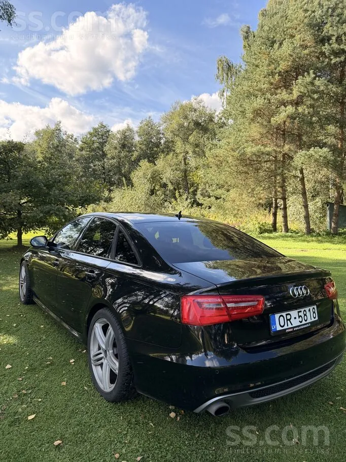Audi A6 2012 photo 2