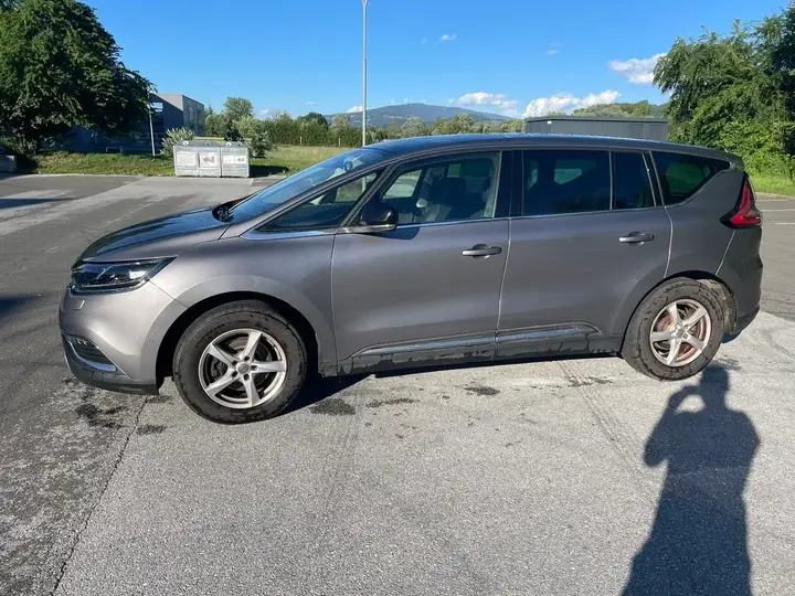 Renault Espace 2016 photo 2