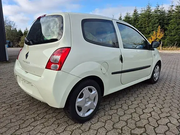 Renault Twingo 2011 photo 5