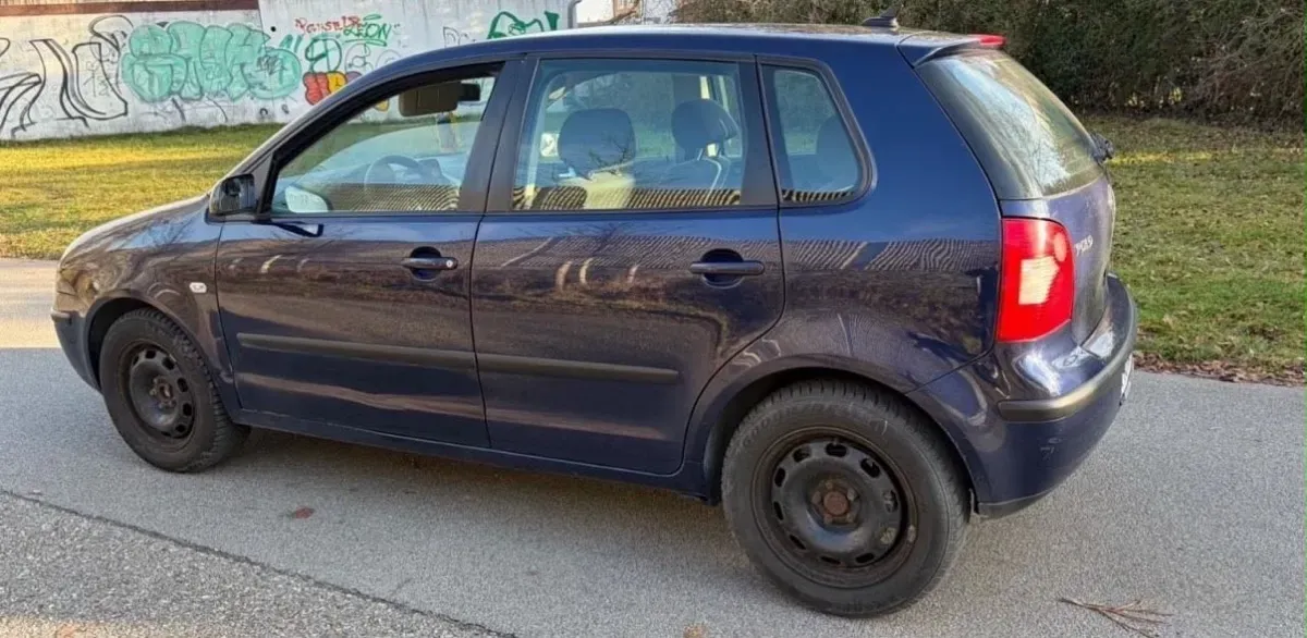 Volkswagen Polo 2004 photo 2