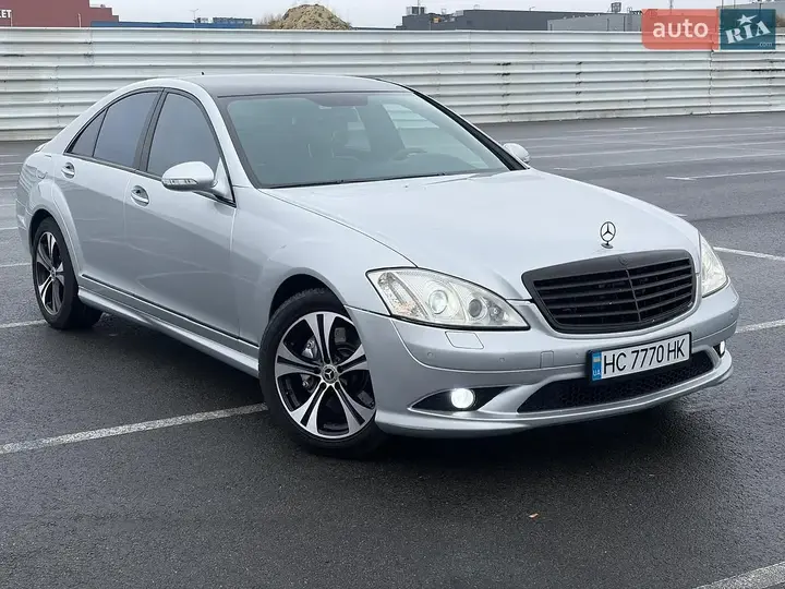 Mercedes-Benz S-Class 2006 photo 3