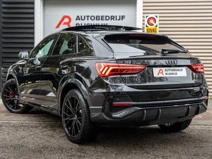 Audi Q3 2024 photo 3