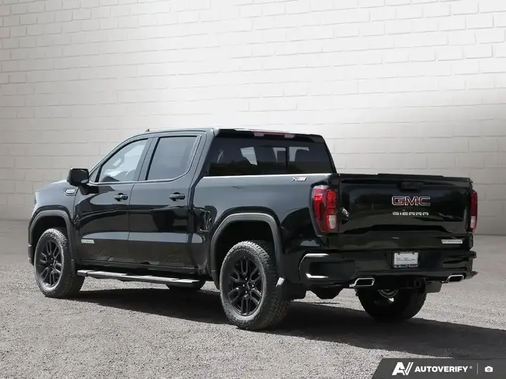 GMC Sierra 1500 2026 photo 3