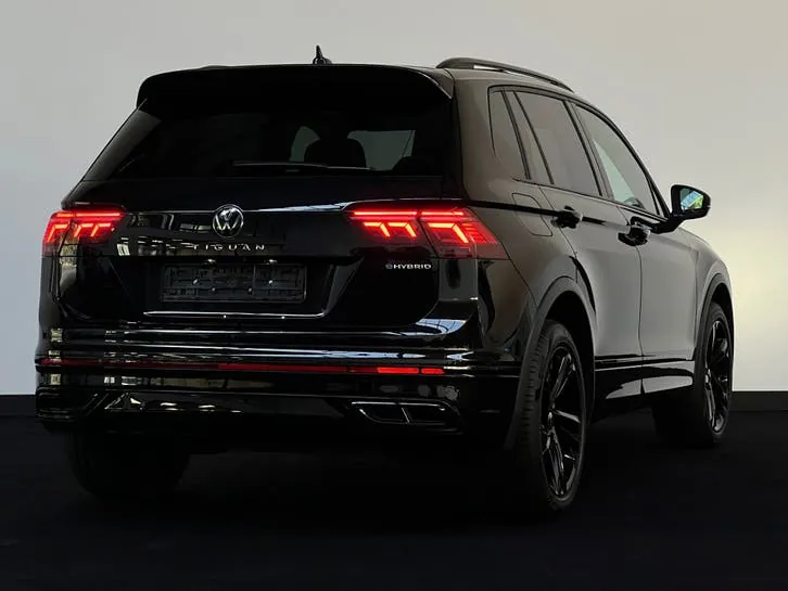 Volkswagen Tiguan 2023 photo 3