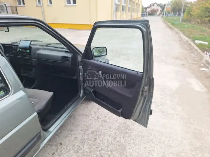 Volkswagen Golf 2 1989 photo 5