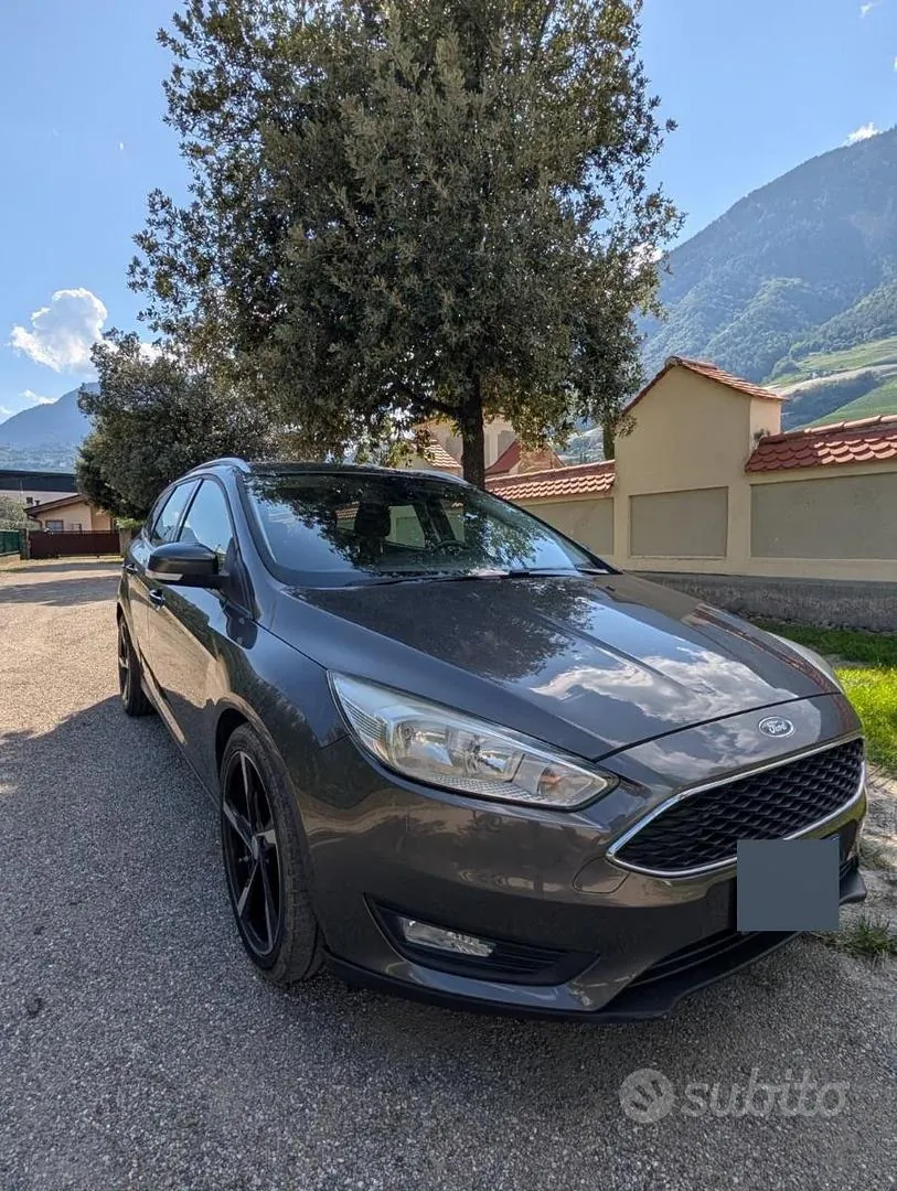 Ford Focus 2015 photo 2