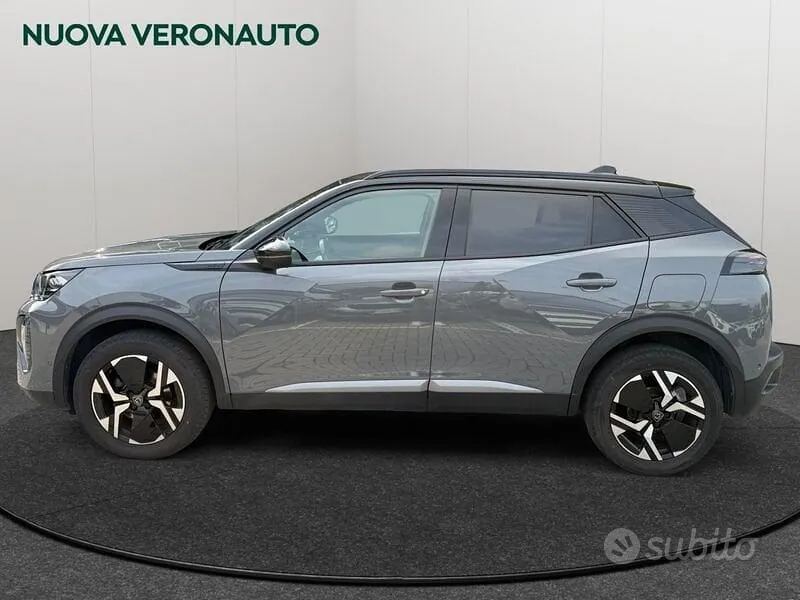 Peugeot 2008 2024 photo 2