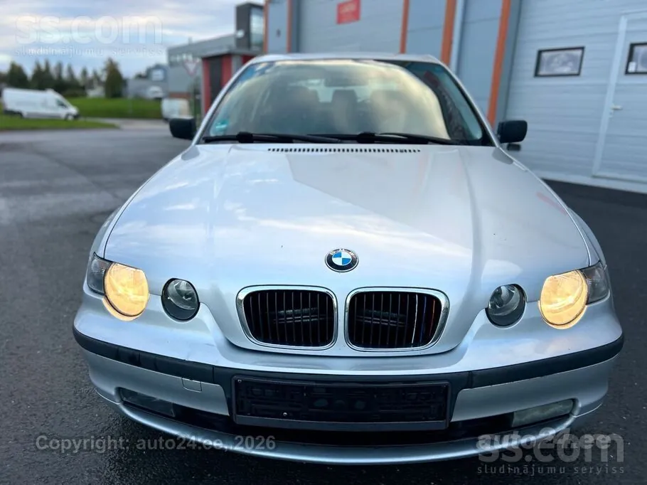BMW E46 316Ti 2001 photo 2