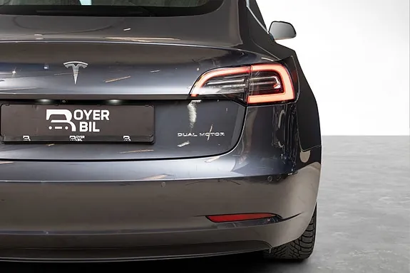 Tesla Model 3 2019 photo 4