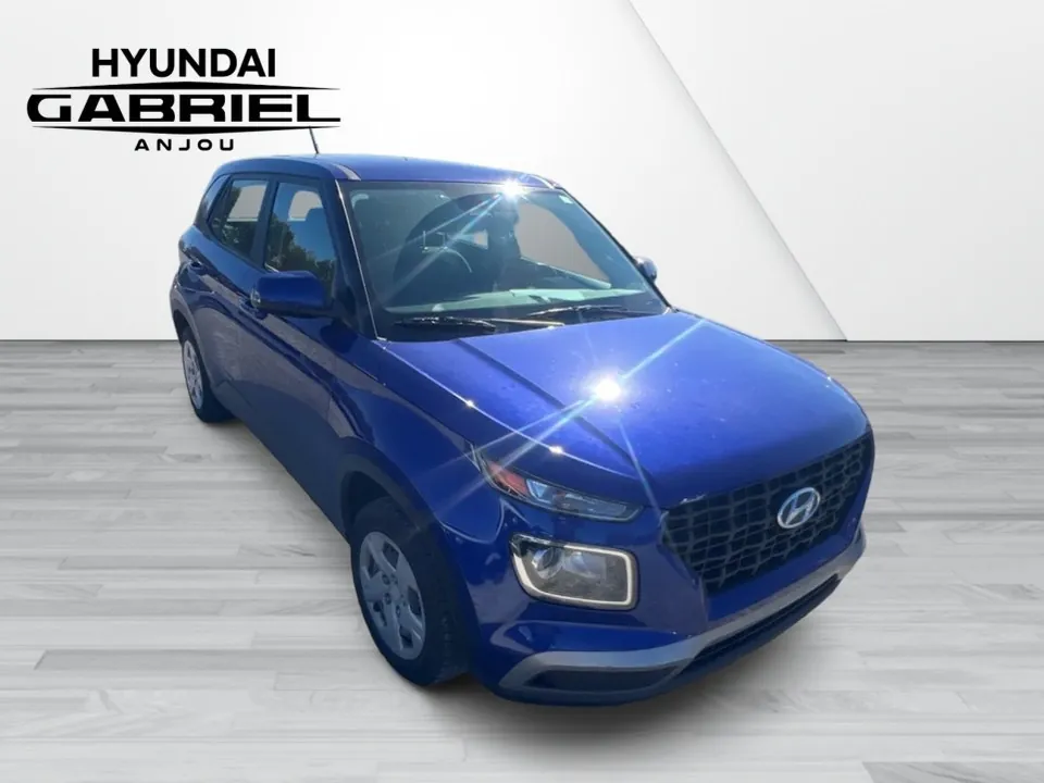 Hyundai Venue 2023 photo 2