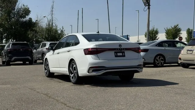 Volkswagen Jetta 2025 photo 4
