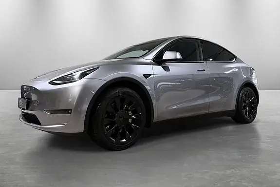 Tesla Model Y 2023 photo 3