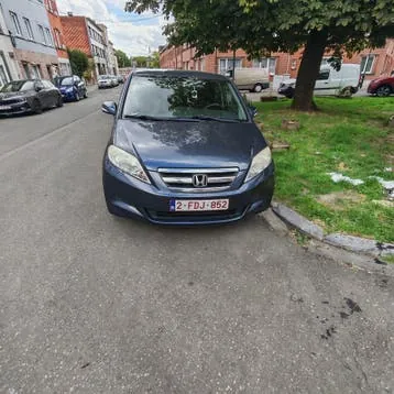 Honda Fr-V