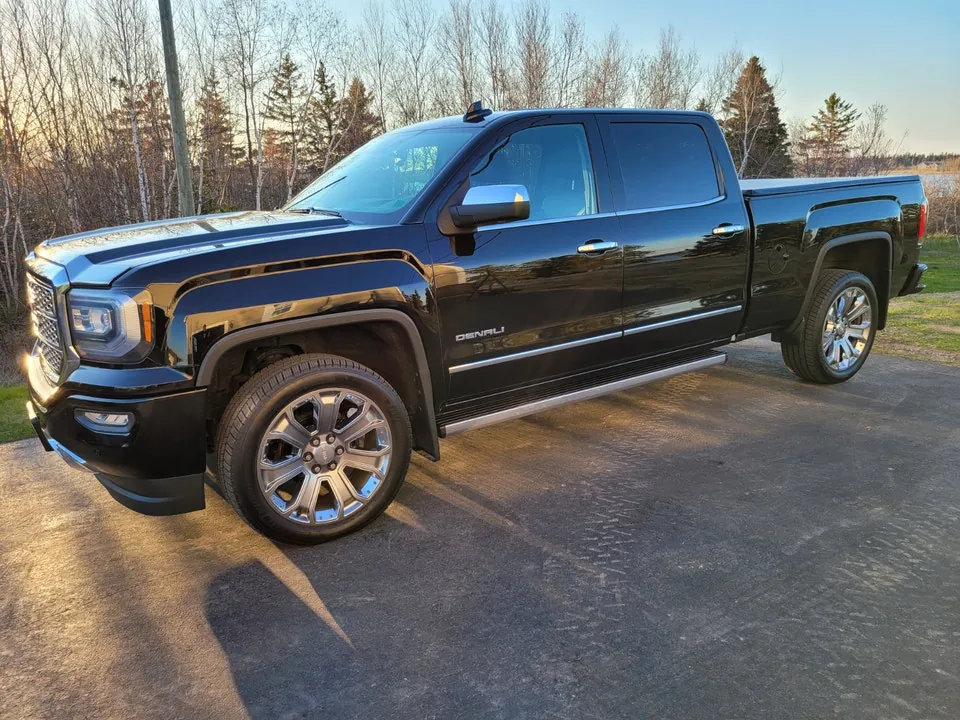 GMC Sierra 2016 photo 2