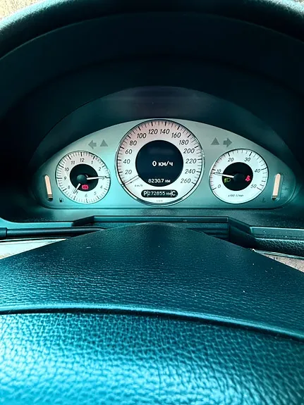 Mercedes-Benz E200 D 2007 photo 5