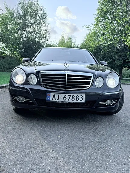 Mercedes-Benz E200 D 2007 photo 2