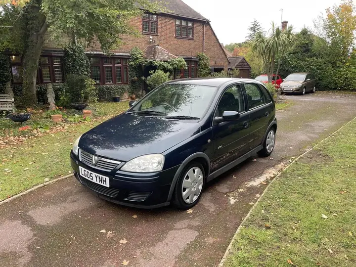 Vauxhall Corsa 2005 photo 3