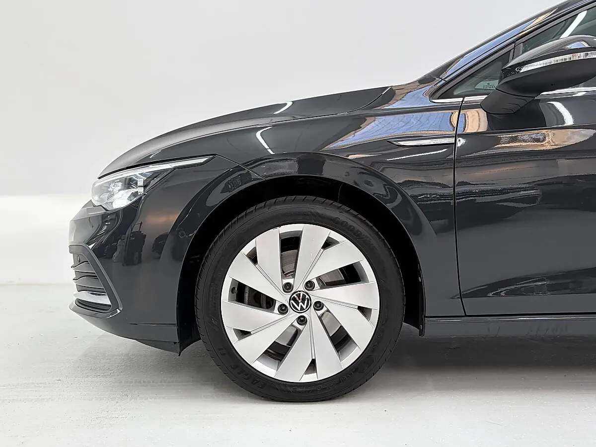 Volkswagen Golf 2022 photo 3