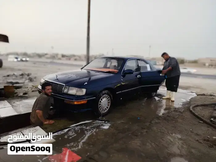 Toyota Crown 1994 photo 4