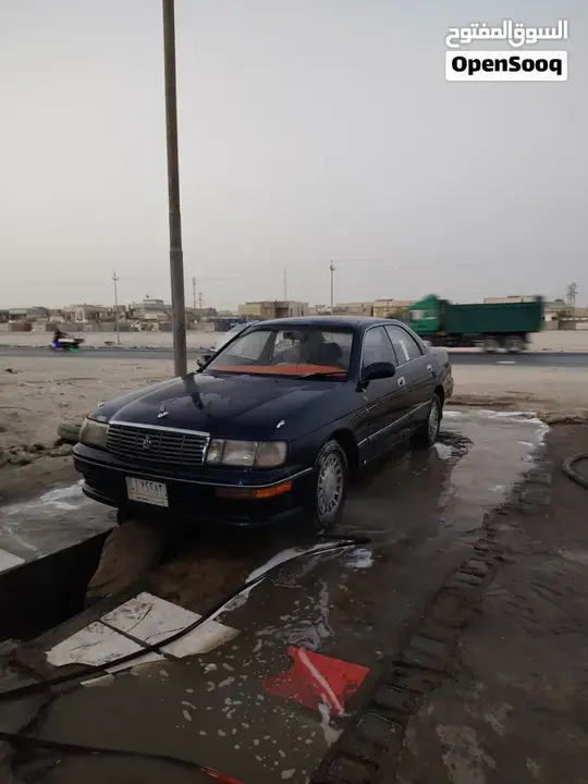 Toyota Crown 1994 photo 3