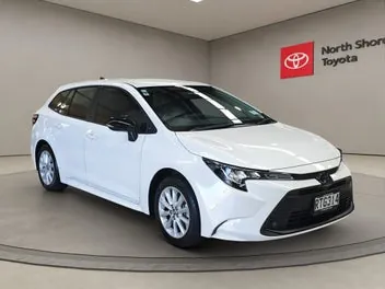 Toyota Corolla 2026 photo 2
