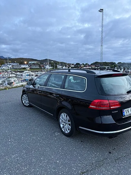 Volkswagen Passat 2014 photo 2