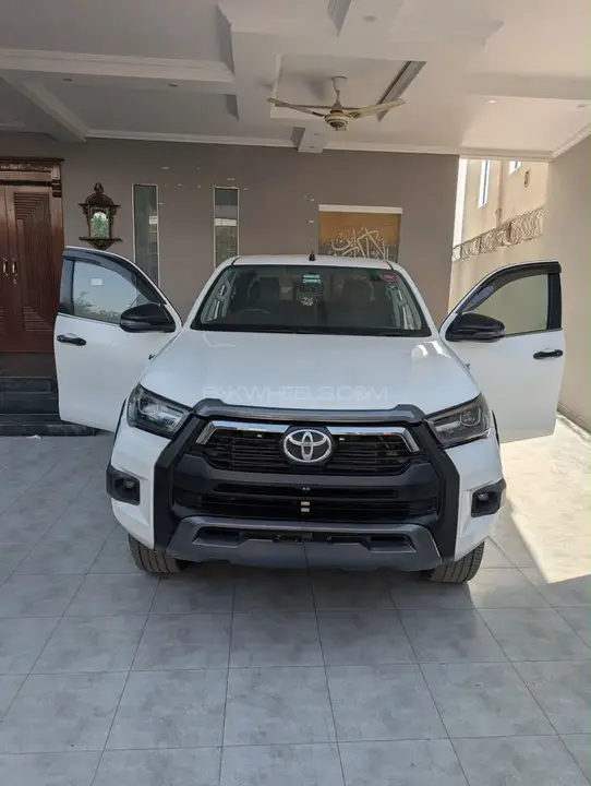 Toyota Hilux