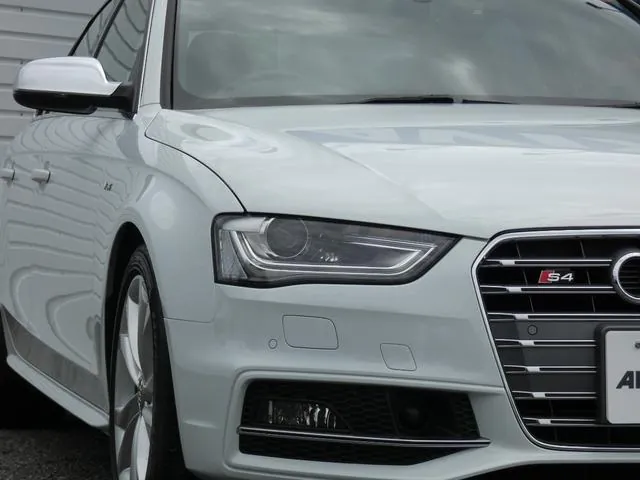 Audi A4 2014 photo 4