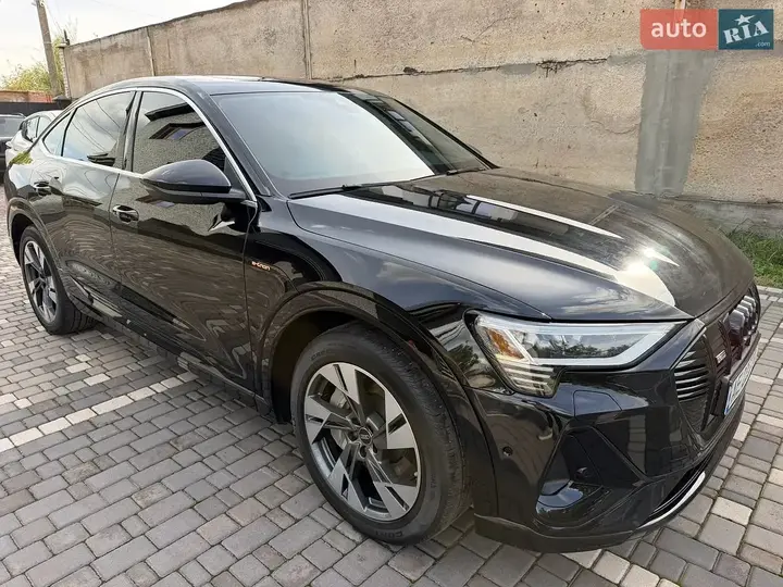 Audi E-Tron Sportback