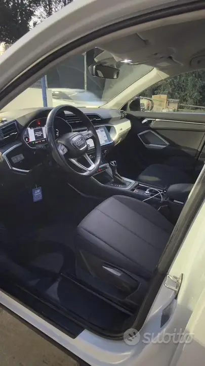 Audi Q3 2022 photo 4