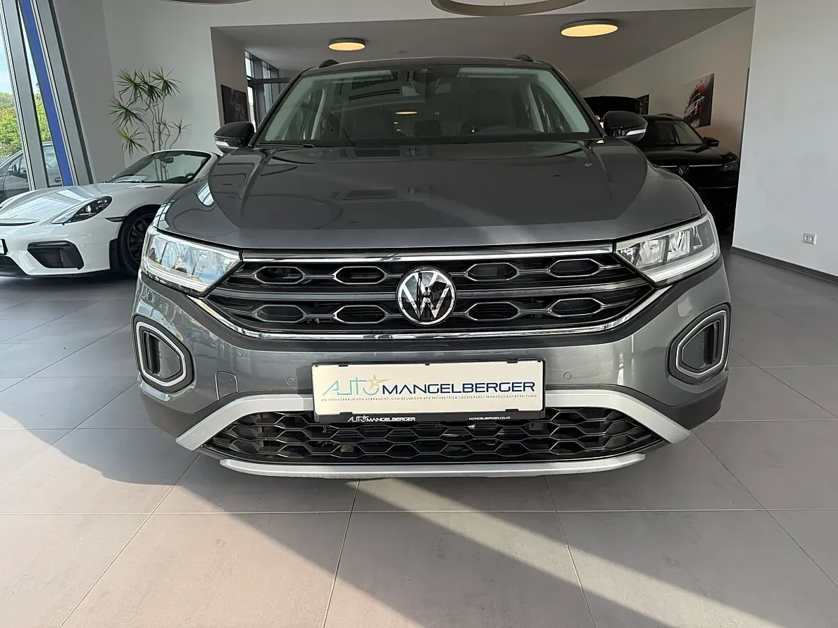 Volkswagen T-Roc 2025 photo 2