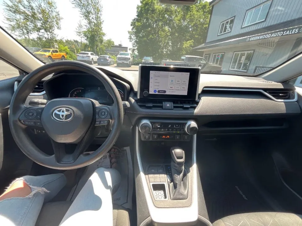 Toyota Rav4 2023 photo 4
