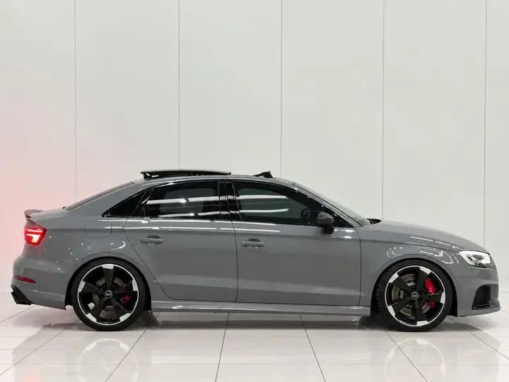 Audi Rs3 2019 photo 2