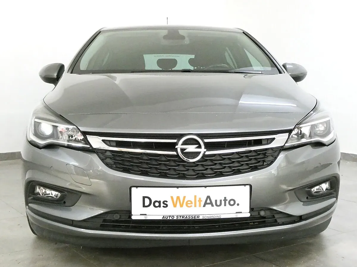Opel Astra 2019 photo 2