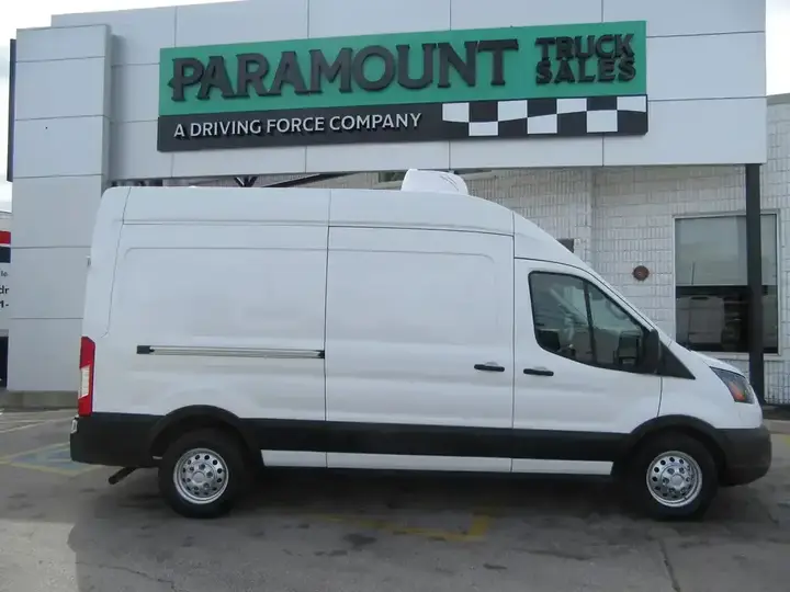 Ford Transit 2022 photo 3