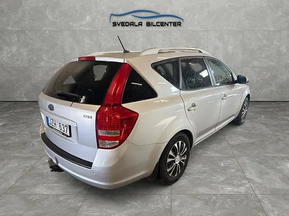 Kia Ceed 2010 photo 4